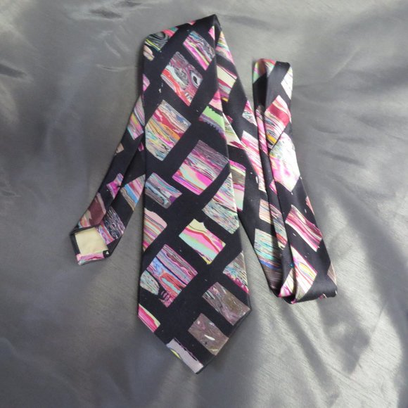 ❤️Mens TAKE 6 Designer Psychedelic Silk Gold Bar Accent Tie Necktie Pristine - Picture 1 of 8